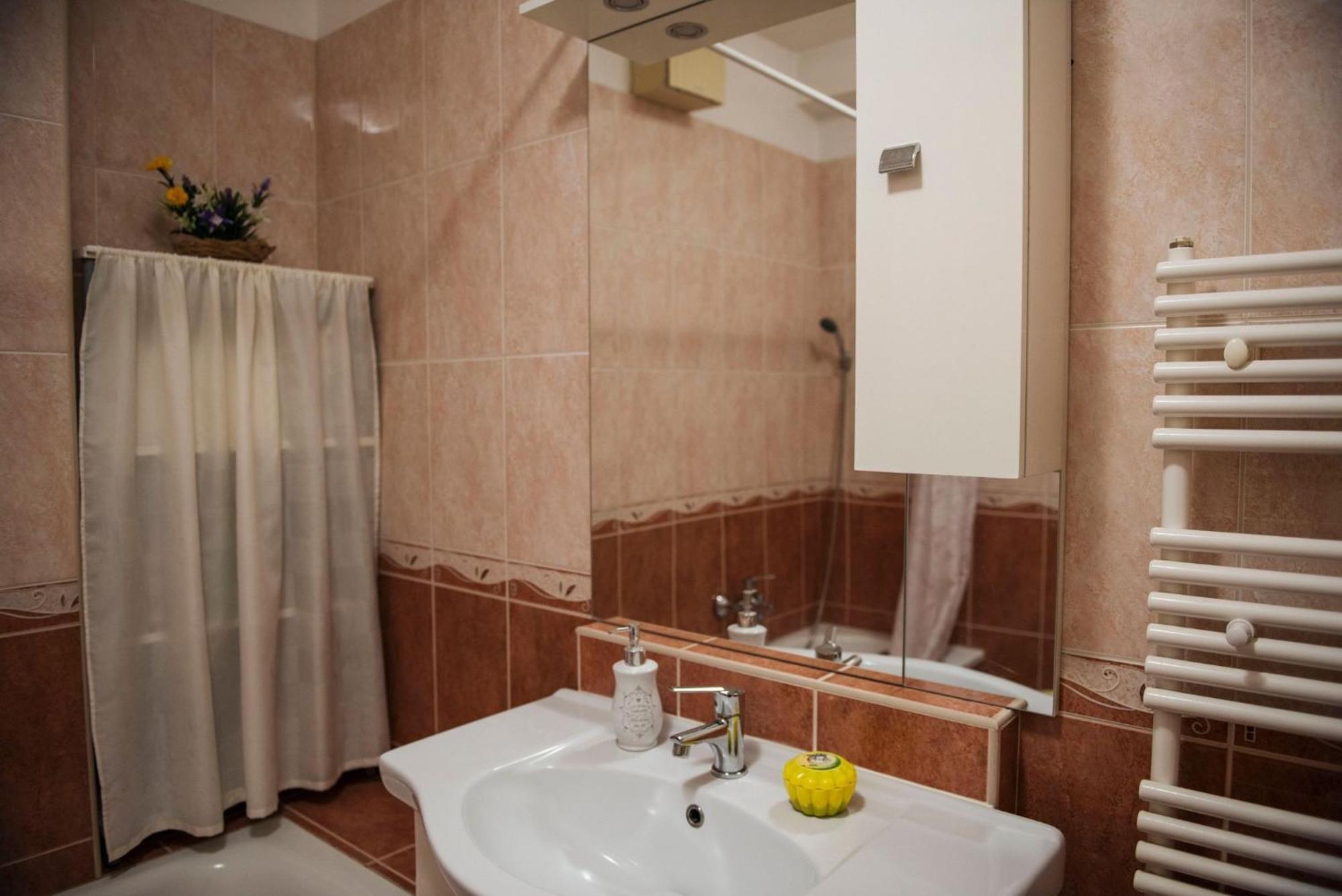 Inci Apartman Печ Екстер'єр фото
